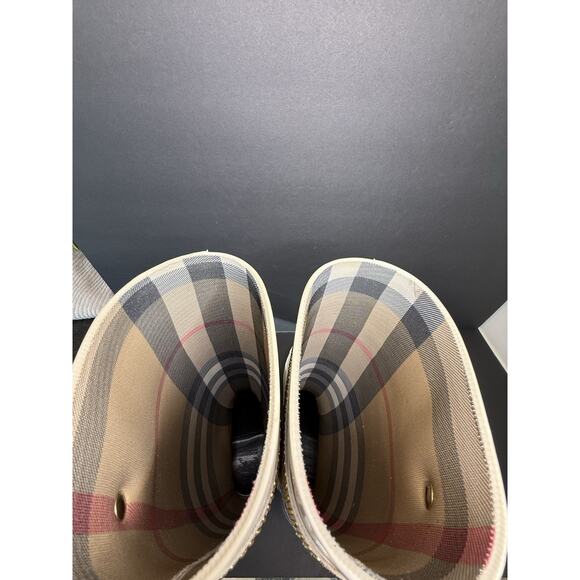 Burberry Plaid Lined Rain Boots Beige Rubber Equestrian Buckle Women’s EU 37 - Picture 7 of 16
